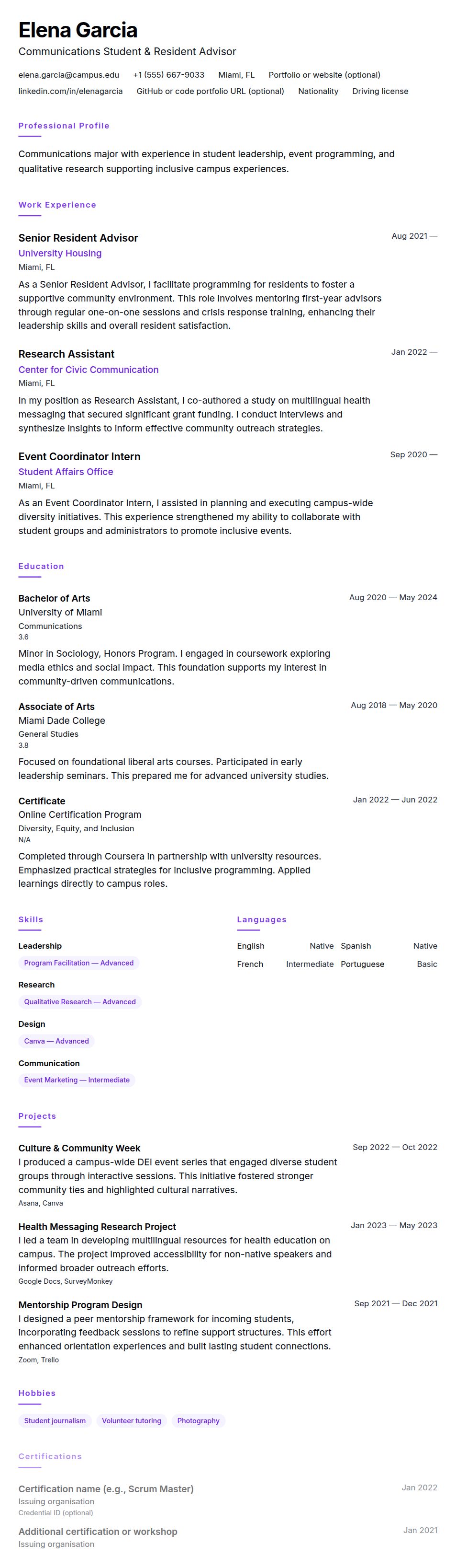 Resume preview for College Student Resume Example