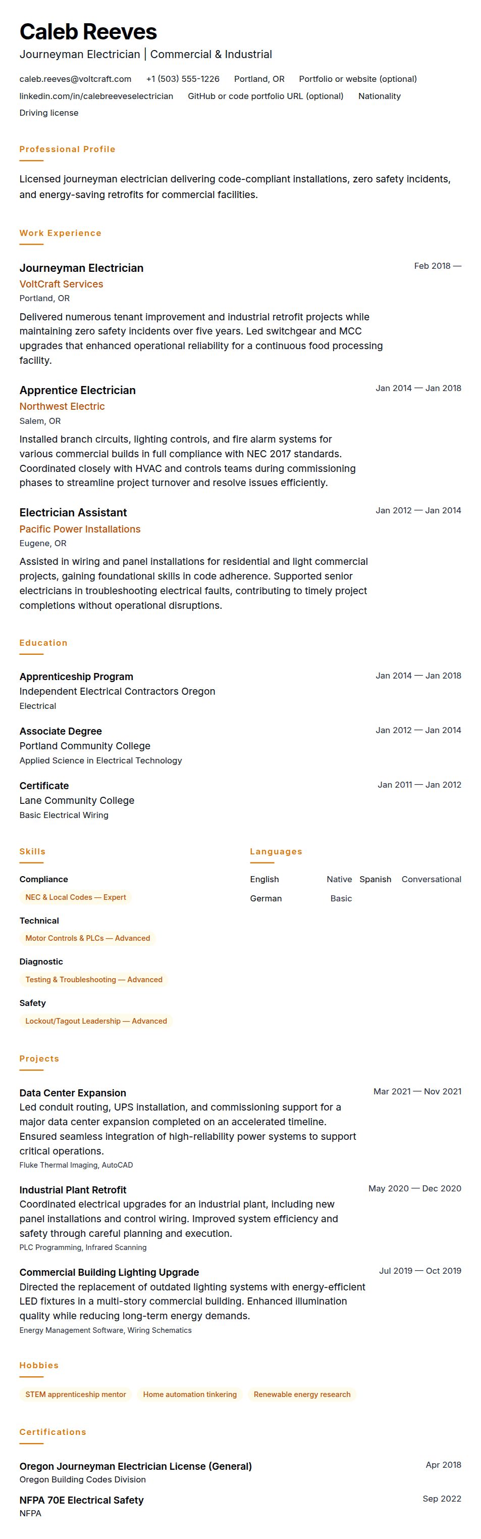 Resume preview for Electrician Resume Example