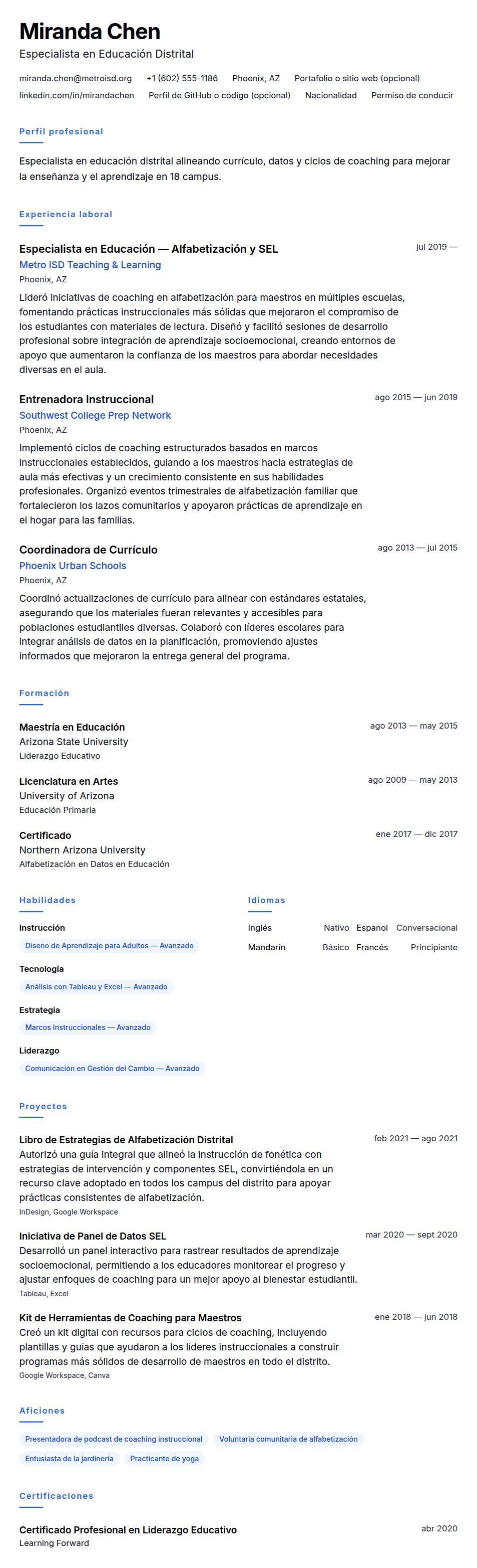 Vista previa del currículum Ejemplo de Currículum de Especialista en Educación