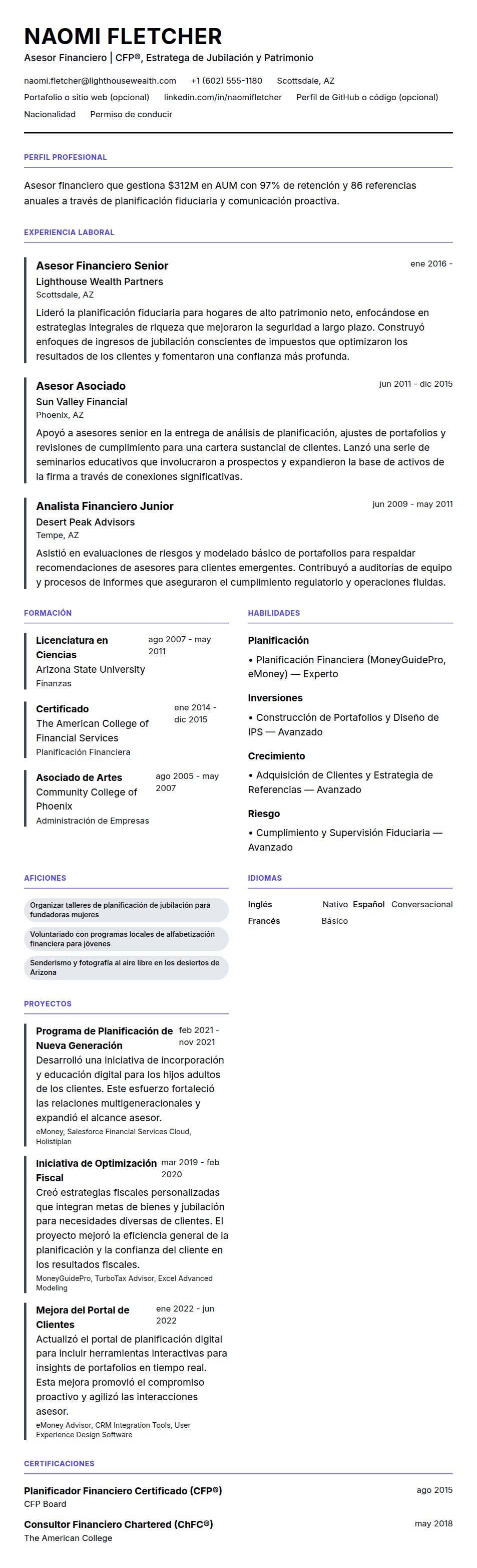 Vista previa del currículum Ejemplo de Currículum de Asesor Financiero