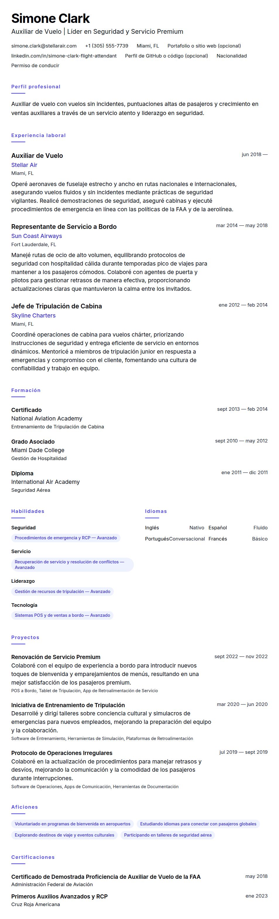 Vista previa del currículum Ejemplo de Currículum de Auxiliar de Vuelo