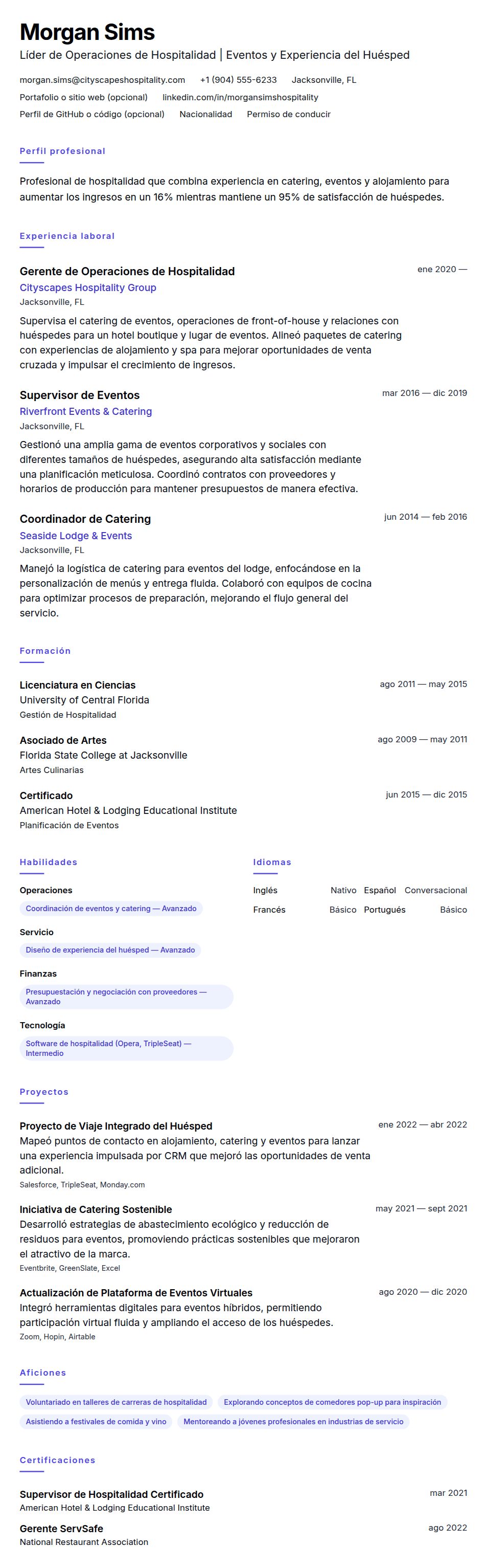Vista previa del currículum Ejemplo de Currículum de Profesional de Hospitalidad y Catering