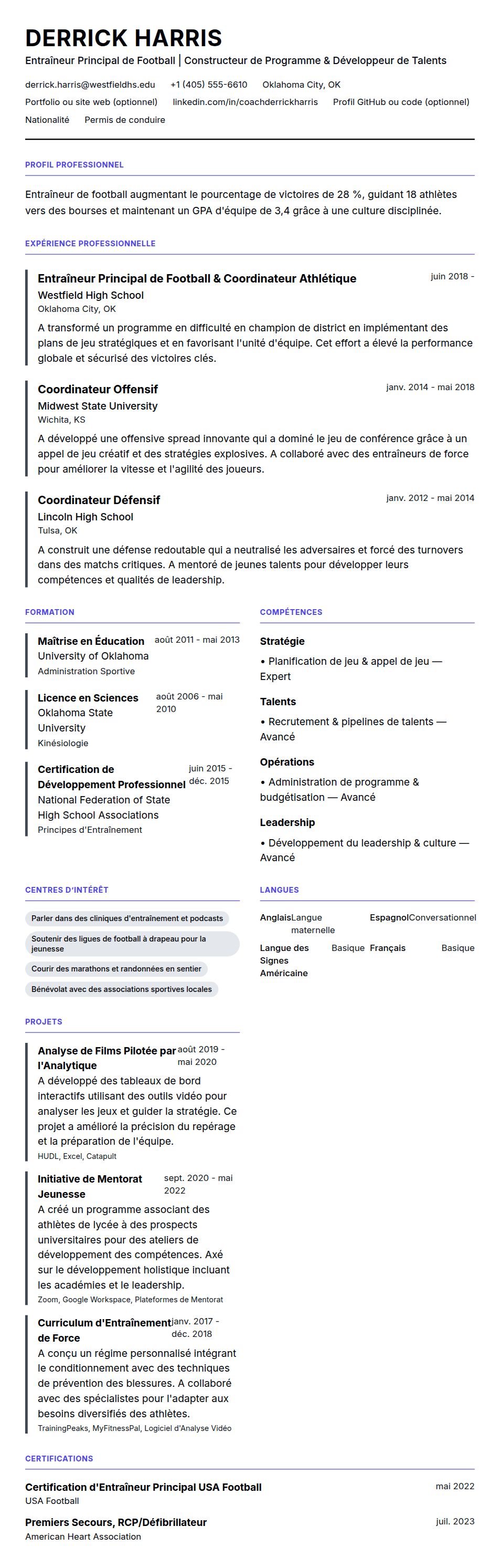 Aperçu du CV Exemple de CV d'Entraîneur de Football