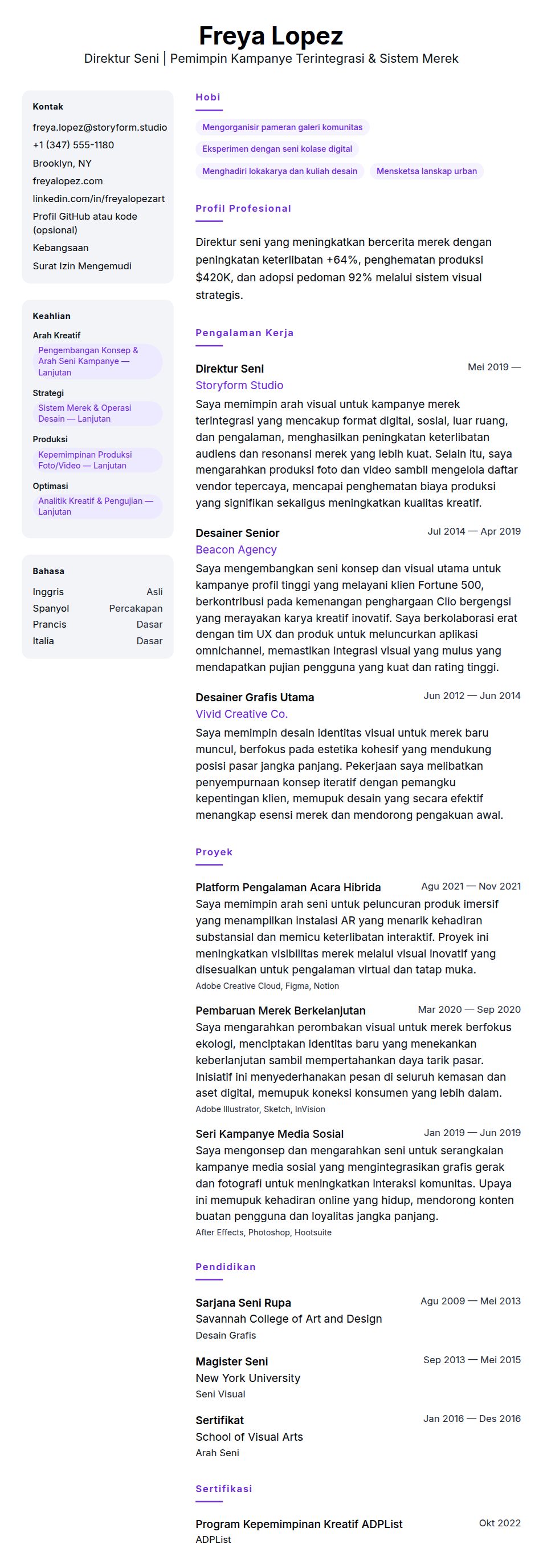 Pratinjau resume Contoh Resume Direktur Seni