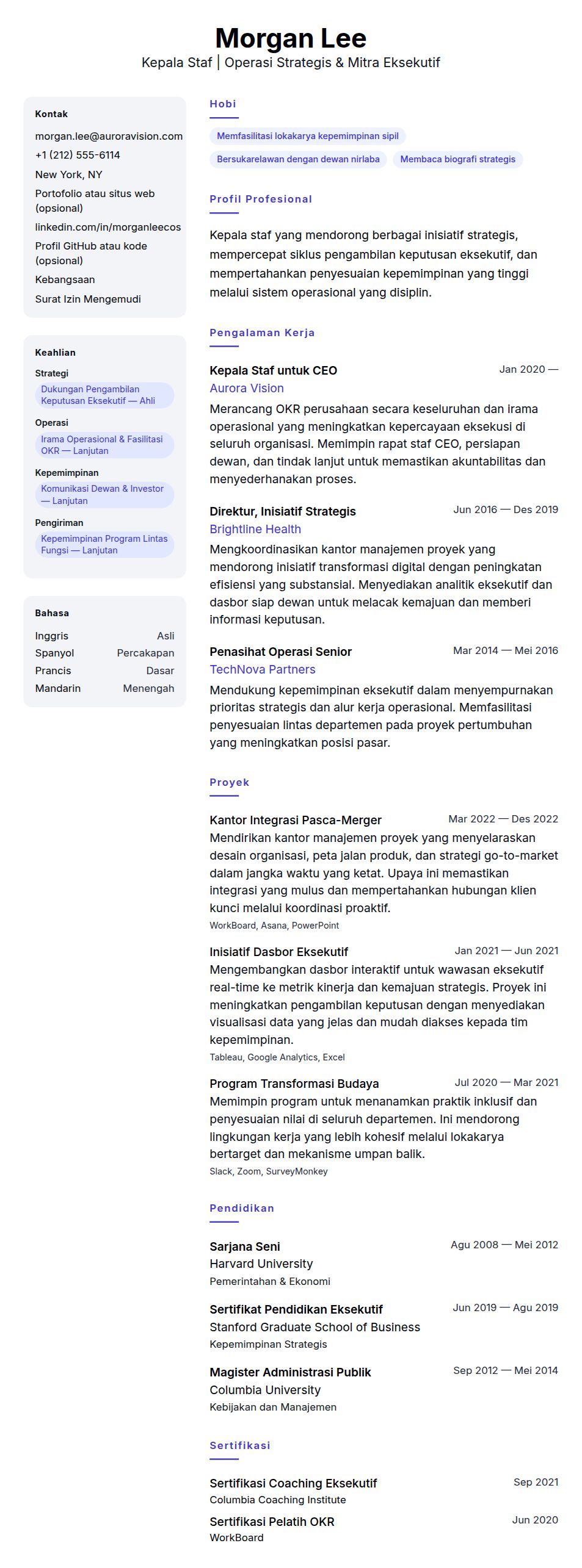 Pratinjau resume Contoh Resume Kepala Staf