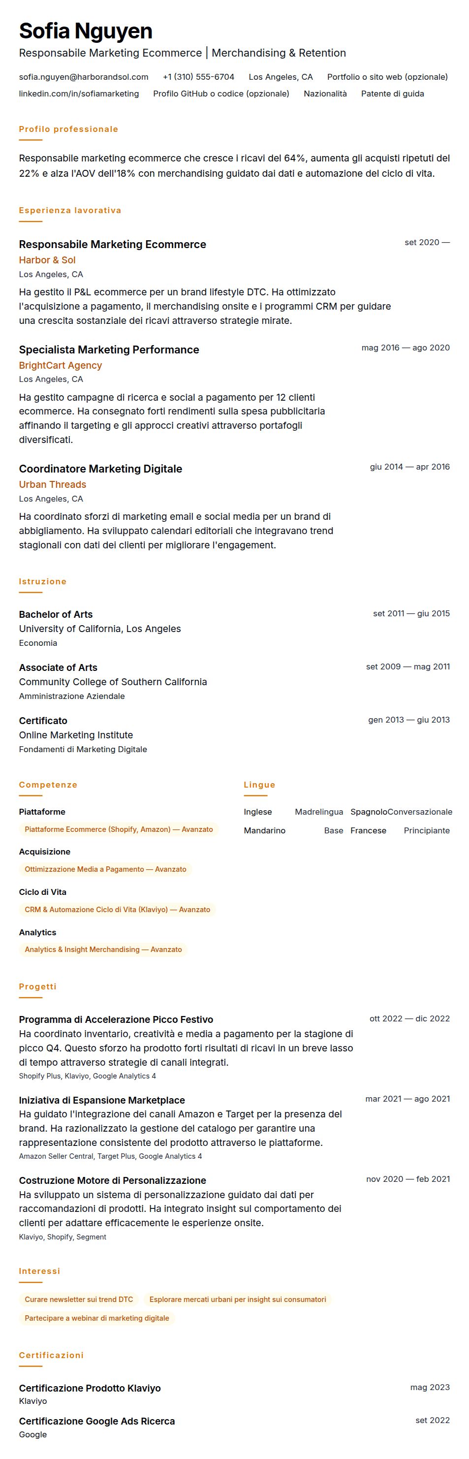 Anteprima del curriculum Esempio di Curriculum per Responsabile Marketing Ecommerce