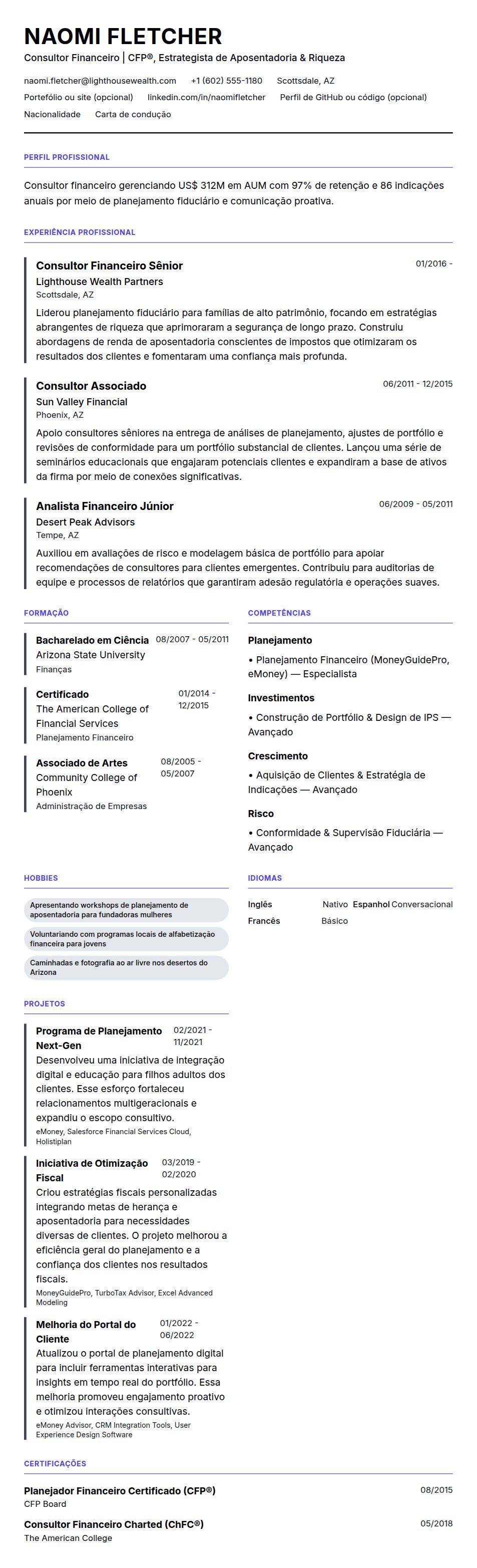 Pré-visualização do currículo Exemplo de Currículo de Consultor Financeiro
